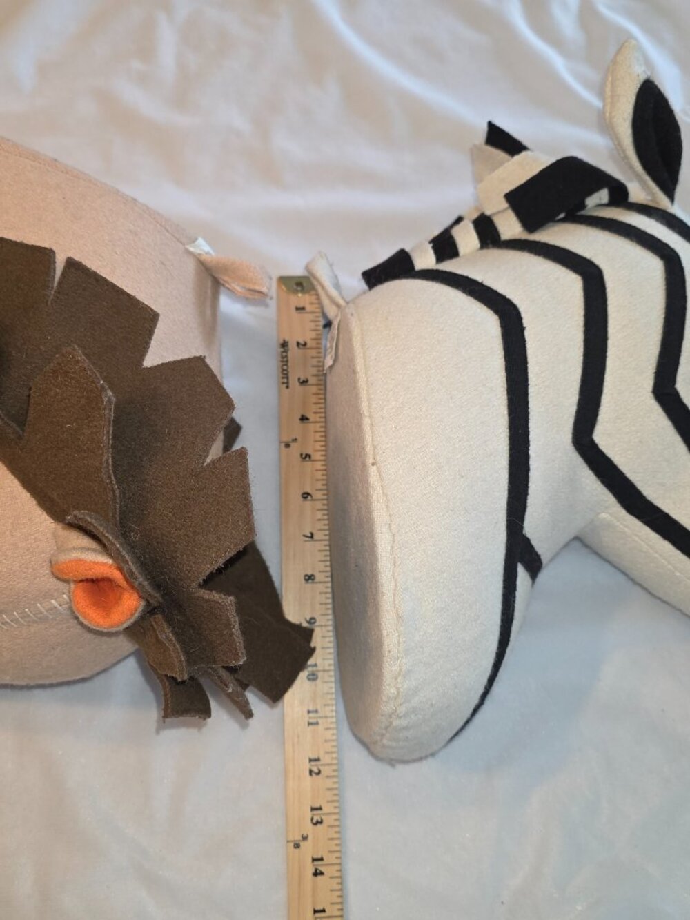 Pillowfort Decorations Unicorn Lion Zebra Wall Mount Standing Stuffed Animals - Picture 11 of 15